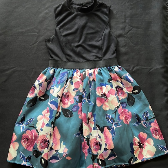 Other - Zunie Girls Dress Size 12